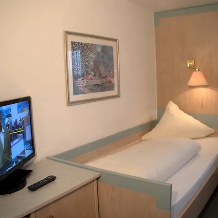 Hotel Breakfast - Justina 3*