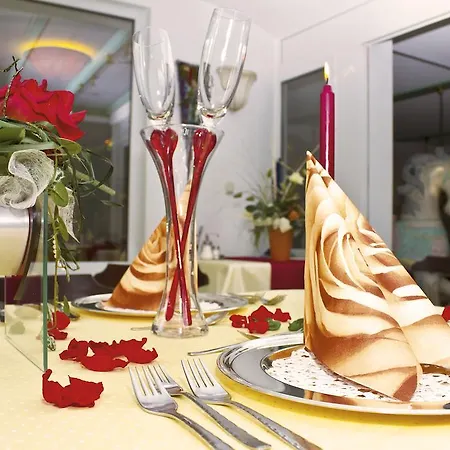 Hotel Breakfast - Justina 3*